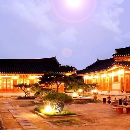 Hwangnamguan Hanok Village Gyeongju Eksteriør billede