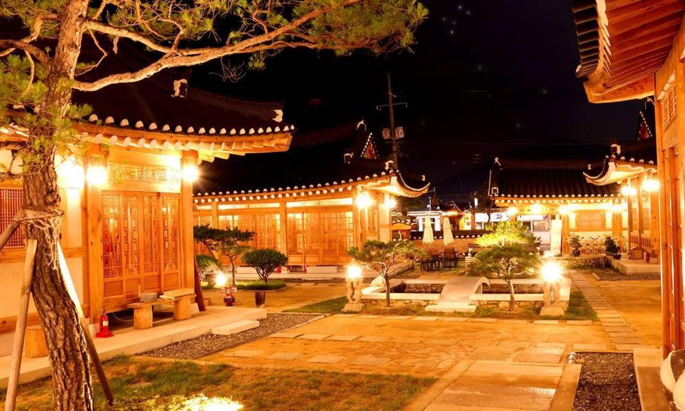 Hwangnamguan Hanok Village Gyeongju Eksteriør billede